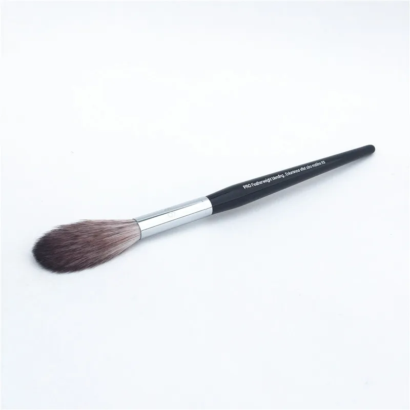 Sephora PRO Featherweight Blending Brush #93 _ 2