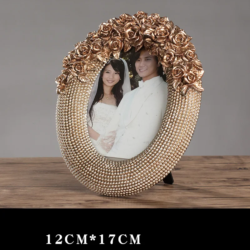 

European Retro Fashion Resin Carved Photo Frame Creative Table 7 Inch Photo Frame Bedroom Wedding Home Decoration Pictures Frame