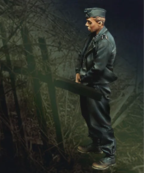 

1/35 Resin Figure Model Kit Unassambled Unpainted 230