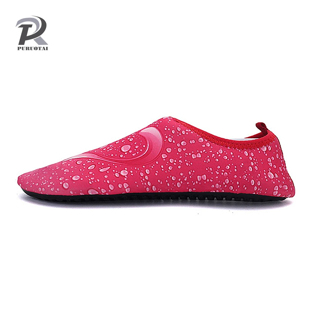 Для мужчин женщина болотных полосатый носок обувь пляж воды в бассейне носки тренажерный зал Аква-Бич Плавание тапочки на серф Аква обувь Уэйд - Цвет: Бордовый
