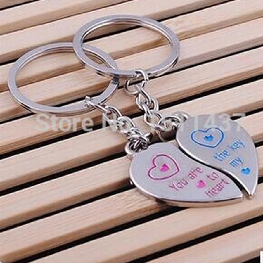 Fashion creative Exquisite Heart Couple Keychains novelty charm metal