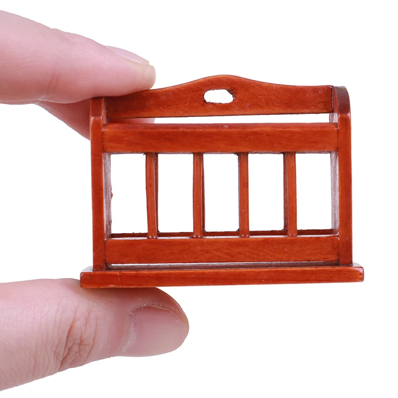 1 قطعة دمية مصغرة خزانة الذاتي خشبية صحيفة الرف دمى اكسسوارات