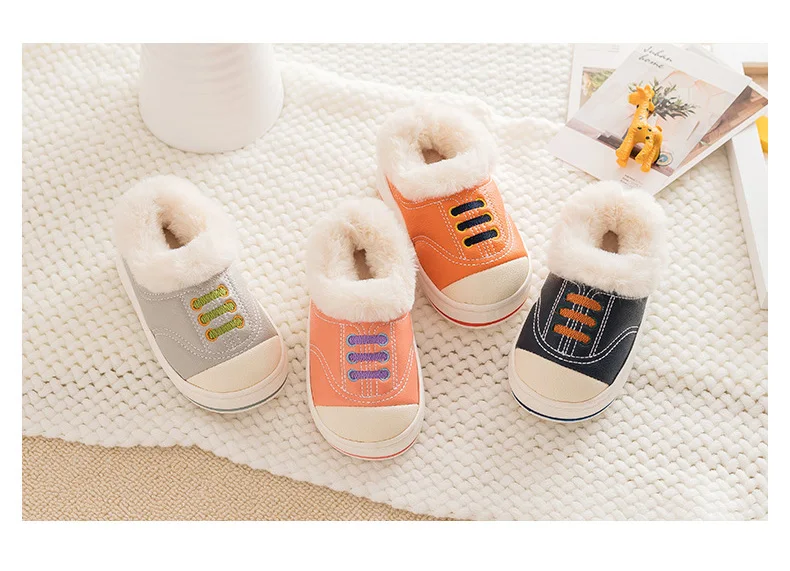 Тапочки для маленьких мальчиков; детские зимние тапочки; Детские теплые водонепроницаемые тапочки; хлопковые домашние тапочки с мехом для девочек; парусиновая обувь