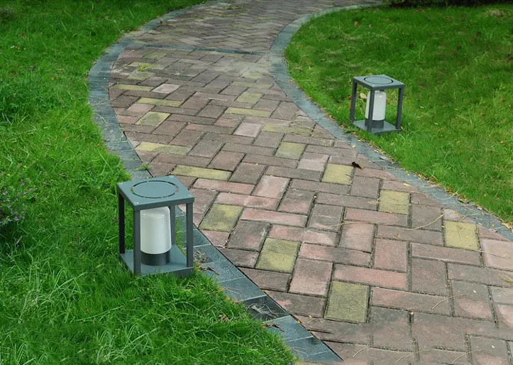 WECUS) Outdoor lawn light, courtyard landscape light waterproof community villa garden street light,E27 lamp holder