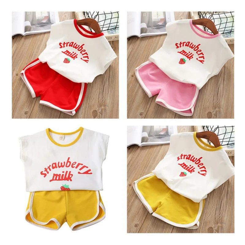 

Baby Outfits Baby Boy Girl Clothing Set Strawberry Tshirt + Shorts 2 Suits