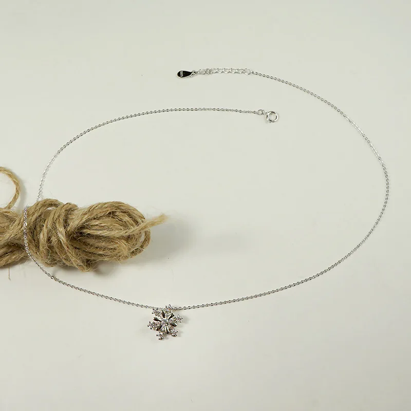 

ZTUNG LOP2 women fine jewelry,925 silver necklace,a beautiful snowflake shape pendant for young girl