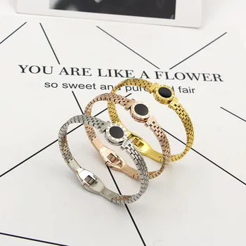 

Hollow Imitation Strap with Black Roman Digital Round Bracelet Fashion Tide Female LOVE Titanium Steel Bracelet Accessories