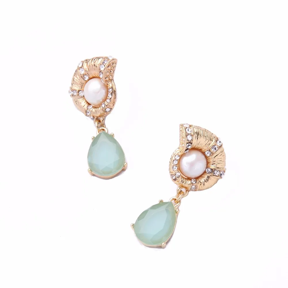 3966367549_1128138252