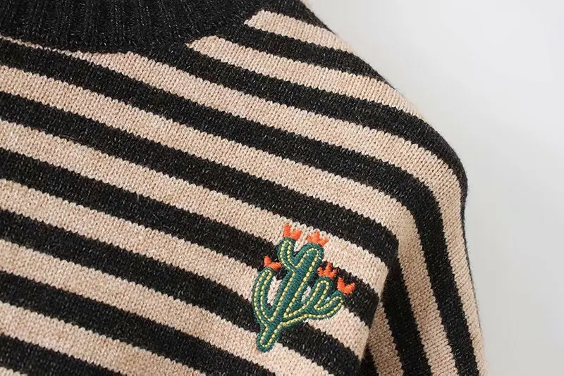 Striped Turtleneck Sweater Women Pullovers Embroidery Casual Loose Long Sleeve Knitted Sweaters Plus Size KKFY3021