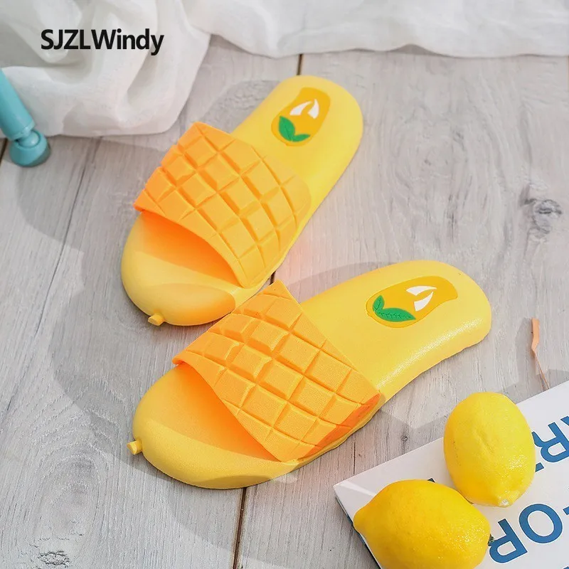 

Summer Ladies sandals Korean version of indoor cute home with couple mango bath slipper water leakage plastic slippers