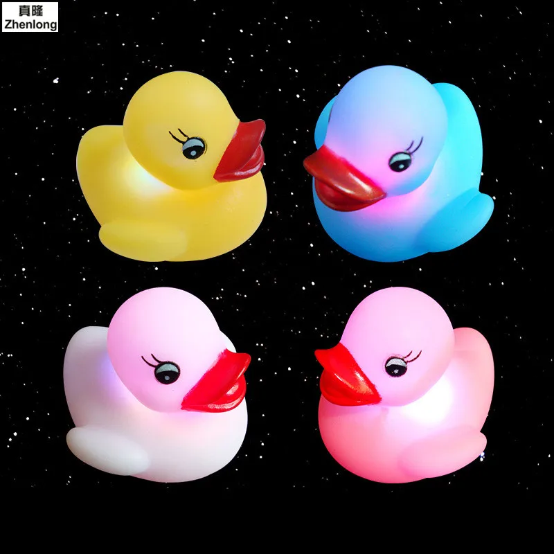 Rubber Duck Для ванной мигающий свет игрушка Цвет Изменение Детские Ванная комната Игрушечные лошадки multi Цвет светодиодный светильник Для