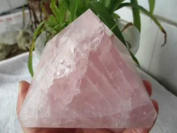 

AAA+++ NATURAL PRETTY ROSE QUARTZ CRYSTAL PYRAMID 1210g