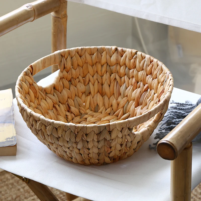 

Natural Straw-weaved Disk Fruit Storage Basket Snack Melon Seed Tray Table Sundry Basket Fruit Basket Desktop Storage Tray