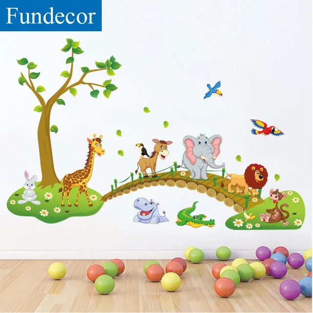 

[Fundecor] cartoon diy horse giraffe animals across the bridge wall stickers for kids room baby children mural decal home decor