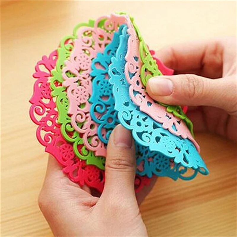 

1Pc Hollow Lace Table Mat Round Shape Silicone Heat Resistant Table Pad Cup Coffee Coaster Cushion Placemat Pad