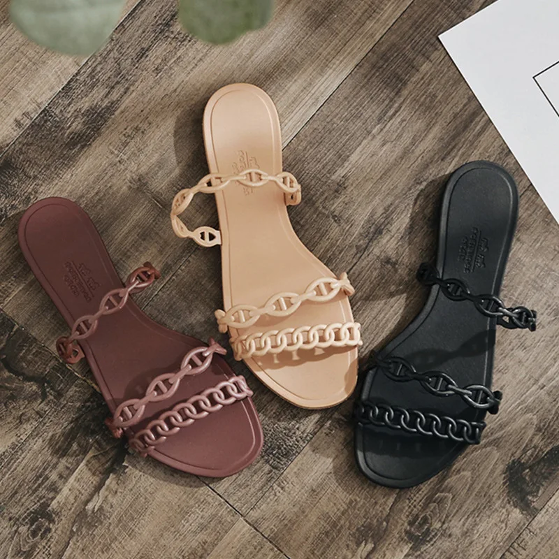 

New Women Slippers Cut Out Summer Beach Sandals Fashion Women Slides Casual Shoes Outdoor Slippers Indoor Slip Ons Flip Flops