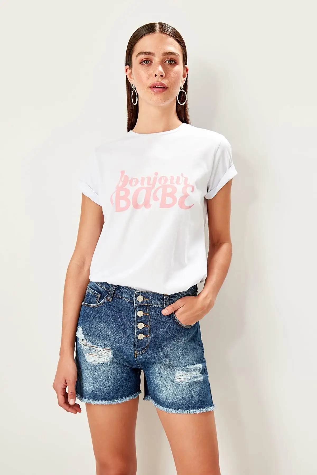 

Trendyol Mavi Front Button Yırtıklı Denim Shorts TWOSS19QU0040
