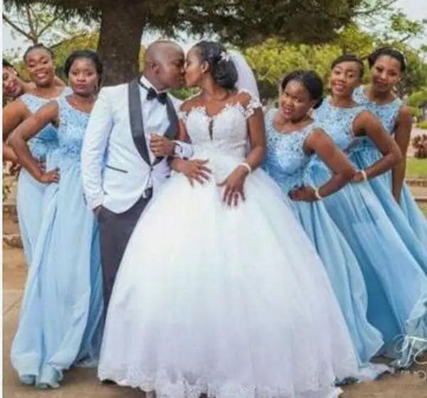 

Romatic Off the Shoulder Lace Appliques Wedding Dresses Plus Size African Arabic Bridal Gowns 2019