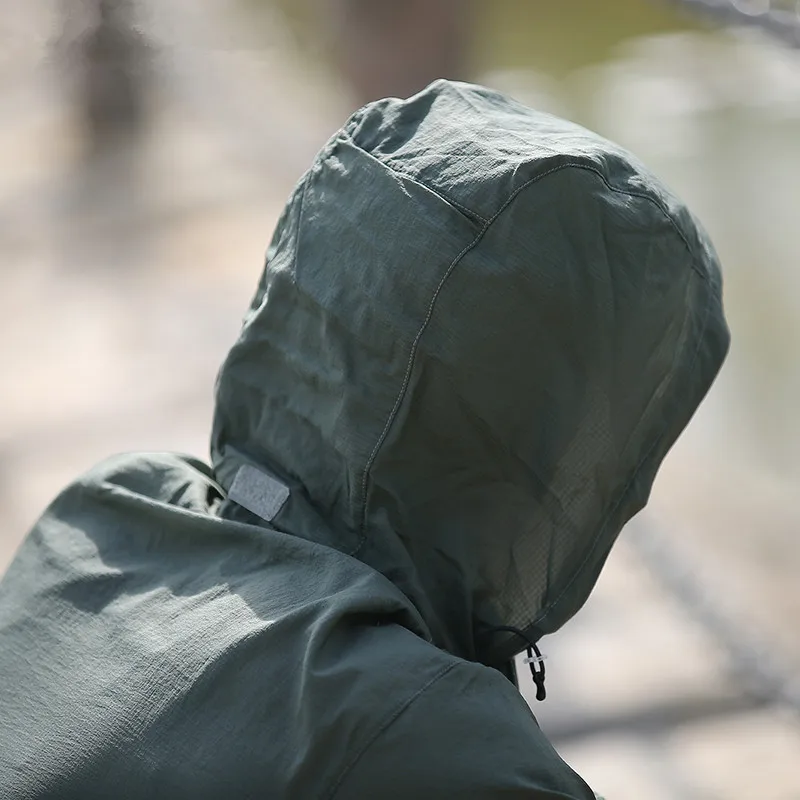 Esportes ao ar Respirável com Capuz Livre Protetor Solar Rápida Seca Fina Pele Roupas Jaqueta Impermeável Anti uv Blusão Cabolsa Tático Topos 15 uv respirável com capuz blusão casaco tático topos