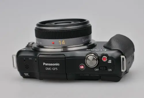 USEDPanasonic DMC-GF5 12 MP Compact System Camera