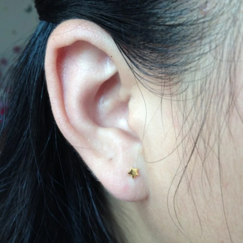 

Unisex 100% Pure 925 Sterling Silver 4MM Cute Star Small Stud Earrings for Women Men Girls Boys 925 Silver/Gold Color Jewelry