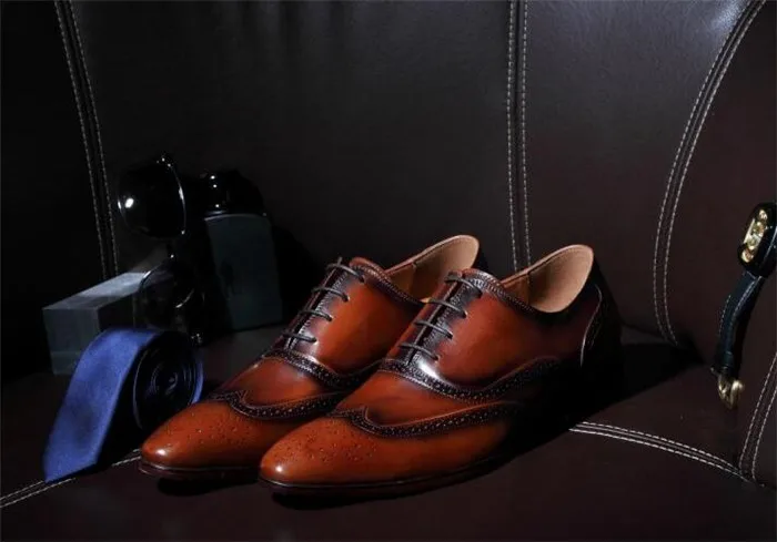 Модные коричневые ручной Гуди Brogue резные мужские туфли Goodyear с острым носком на шнуровке кожаные туфли-оксфорды в британском стиле обувь в