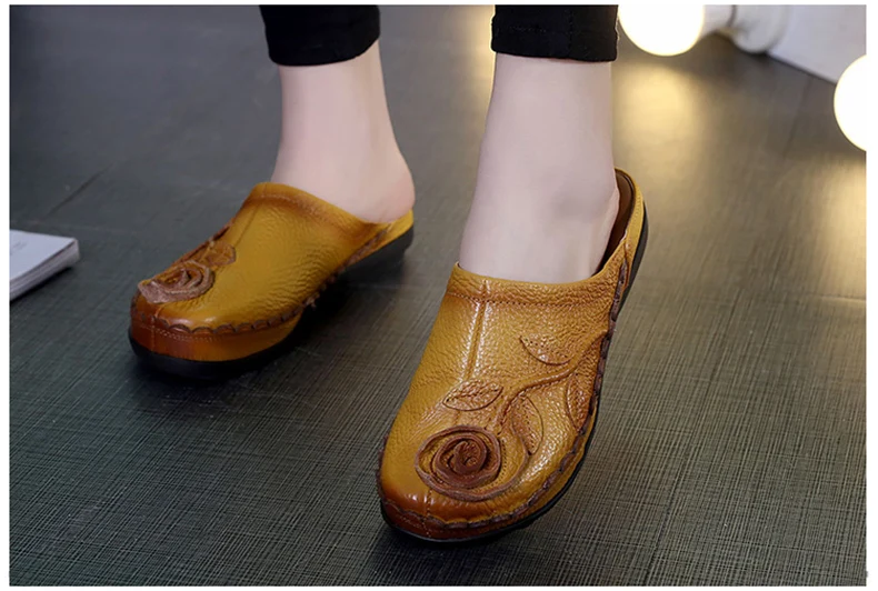 Женские Ретро тапочки Лето Натуральная кожа закрытый носок Дамская обувь тапочки для мам ручной работы плоские тапочки для женщин обувь