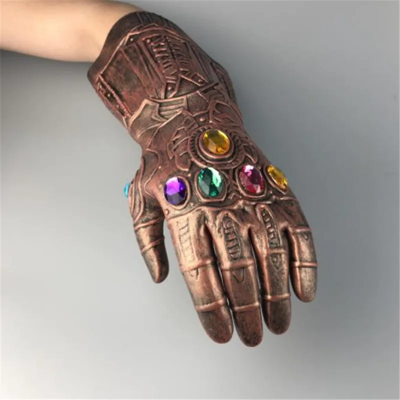 Детская маска Таноса с подсветкой бесконечность Мстители: Endgame для взрослых