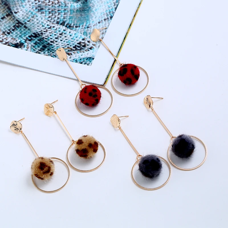Fashion Classic All-match Round Cutout Ornament Eardrop Street Shoot Women's Mink Hair Ball Leopard Drop Earrings Chic Jewelry Fashion Classic All-match Round Cutout Ornament Eardrop Street Shoot Women's Mink Hair Ball Leopard Drop Earrings Chic Jewelry