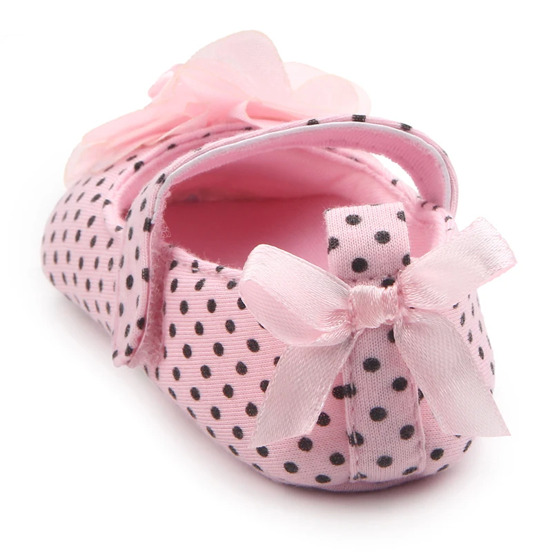 Красивые нарядные ботинки в горошек с бантом-бабочкой на мягкой подошве для маленьких девочек от 0 до 15 месяцев