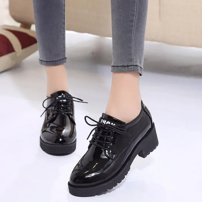 Round Toe Fashion Spring and Autumn Women Flats Sewing Genuine Leather Lace Up Female Flat Dress Shoes Red and Black Flats