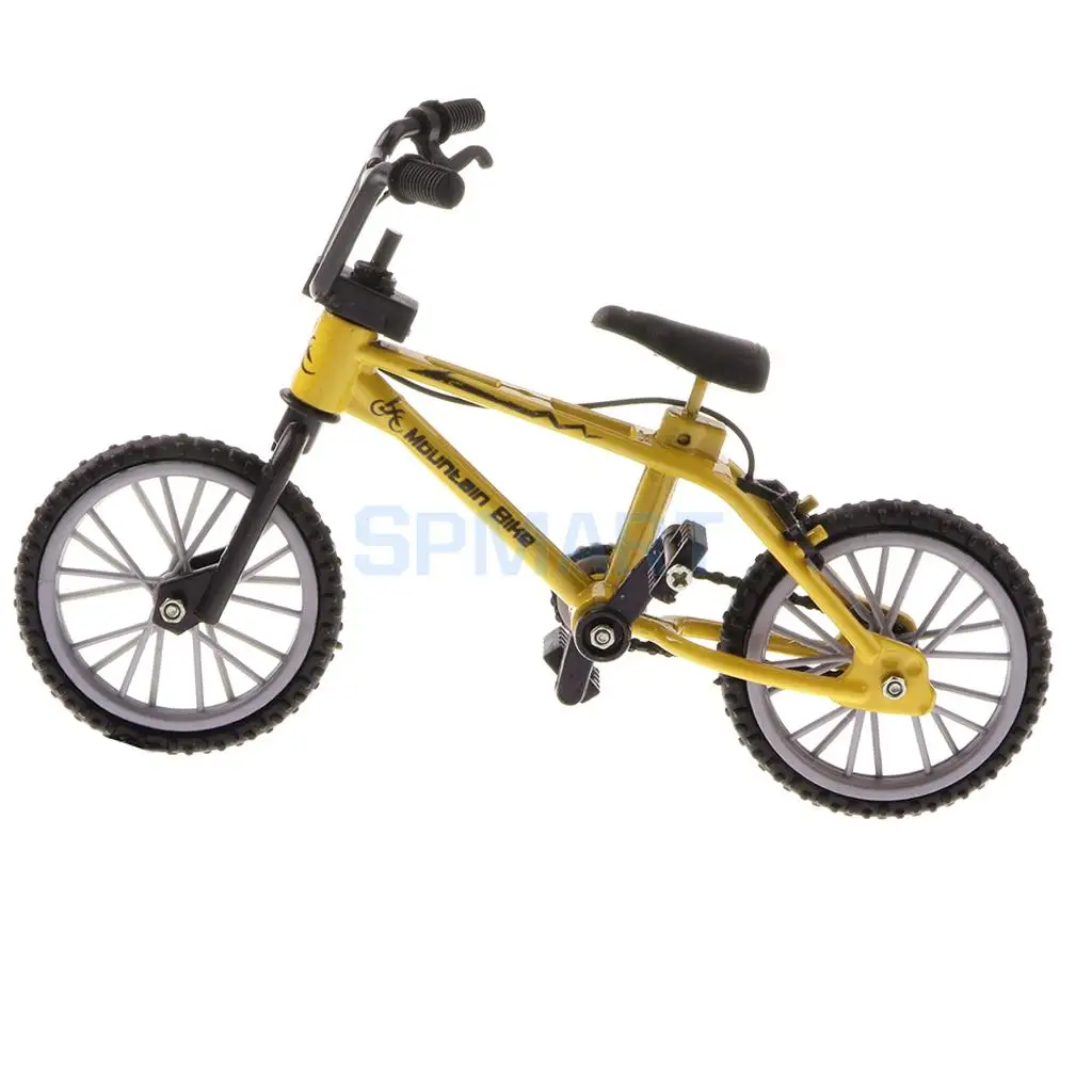 MagiDeal 1:24 Scale Mini Alloy Finger Bike Bicycle Diecast Model Desk Gadget Toy Children Friends Novelty Gift Ornament