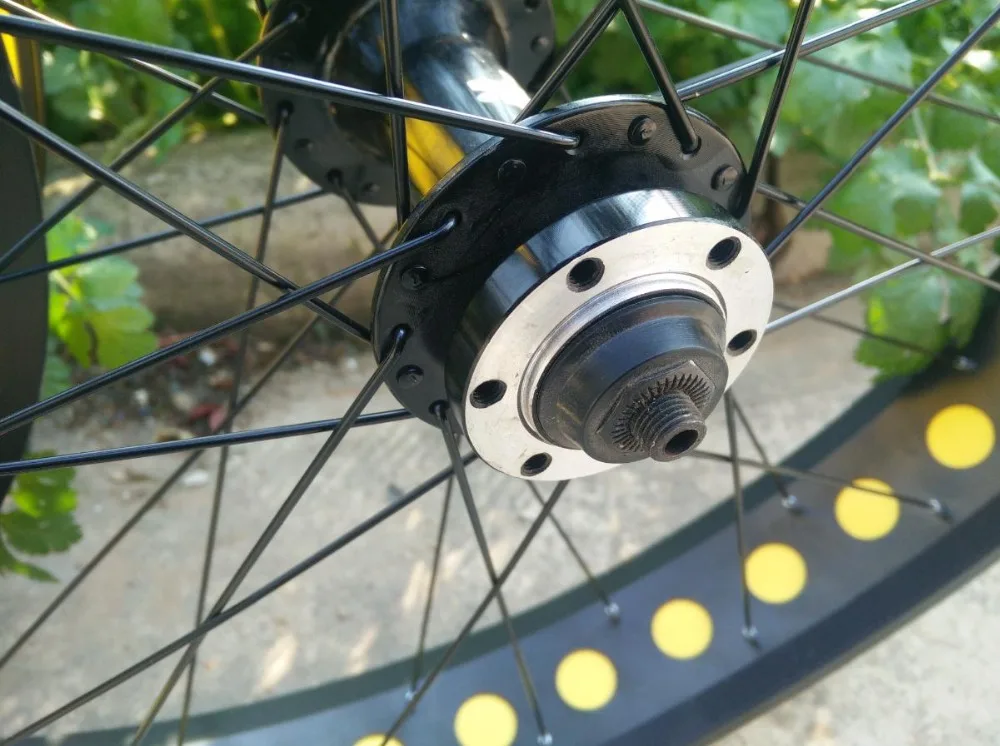 Excellent Kalosse aluminum alloy  26*4.0 tires  fat  bike wheels  21/24/27/30S cassette  26inch  ball Hubs . Beach Bicycle wheels 19
