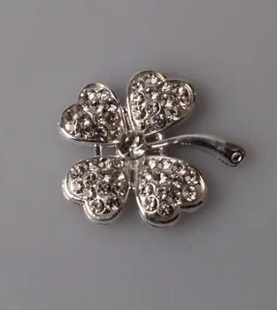 

2018 Fashion silver rhinestone adorn article romantic clovers personality lady pectoral flower brooch DIY Accessories MYQB011