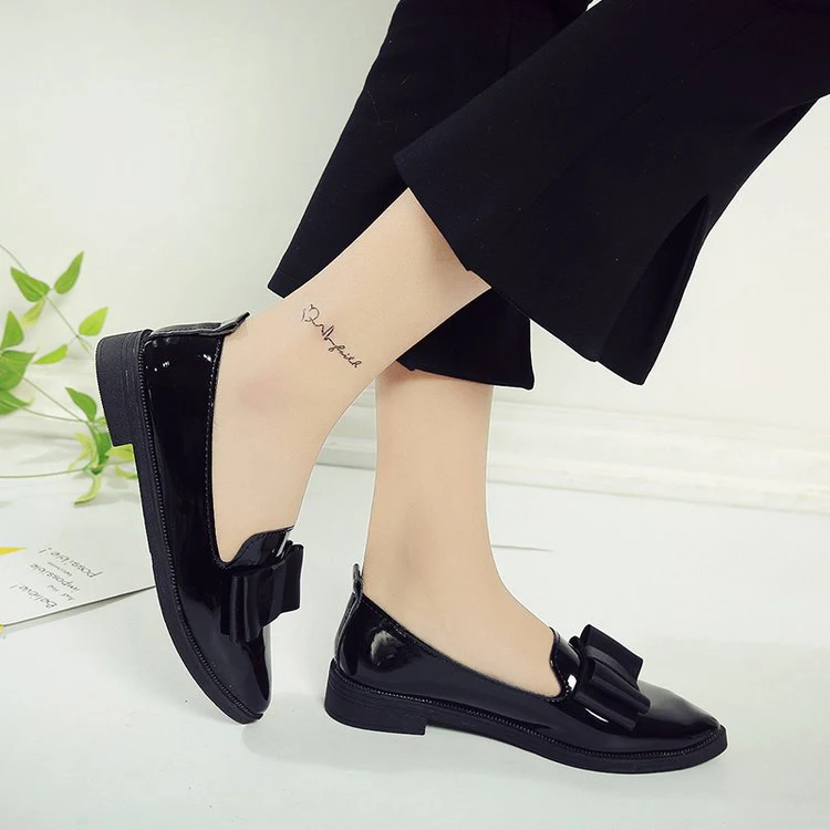 

Women Flats Casual Shoes Summer Women Shoe Female Pointed Toe Ladies Loafer Sneakers Square Metal Shoes