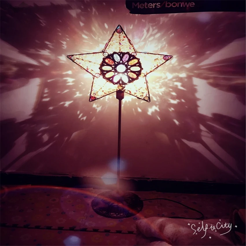 

LFH Super beauty European living room star floor lamp Villa Hotel lights Decorative girl bedroom floor light floor lights