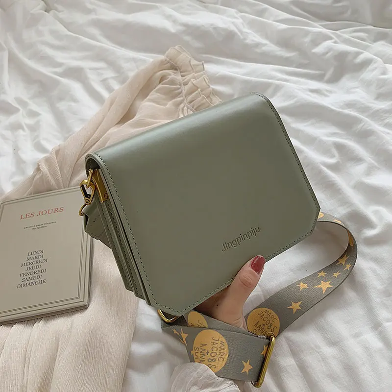 

small bag on female 2019 han edition leisure brim new single packages fashionable joker broadband texture small package