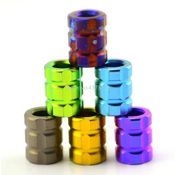 

1Piece Pure titanium pendant brass pendant backpack knife pendant titanium hanging rope titanium alloy EDC knife pendant