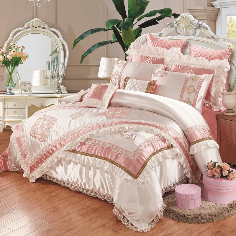 Housse De Couette Lit King Size #2: 2017 De Luxe Brodé Soie Draps En Coton 11 Pcs Literie Ensemble Glissante King Size Lit Housse De Couette Lit King Size #2: 2017 De Luxe Brodé Soie Draps En Coton 11 Pcs Literie Ensemble Glissante King Size Lit