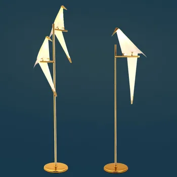 Günstig Moderne Papier Vögel Stehen Lampe Studio Wohnzimmer Kinder Kinder Studie Bed Side Lampe Origami Gold Schreibtisch Boden Lampe Leuchten