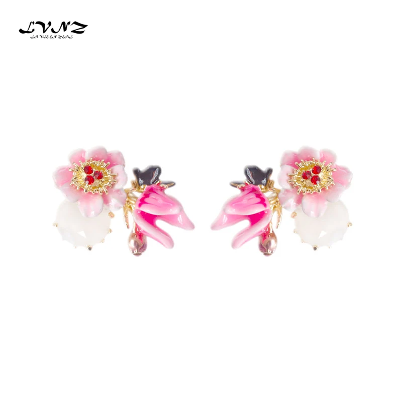 

LVNZ 2019 New Hot Fashion Pink Flower Cubic Zirconia Enamel Cute Stud Earrings For Women Feautiful Ethnic Style Jewelry 7095d