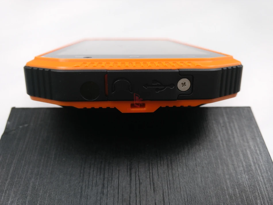 S931L Rugged Phone  (9)
