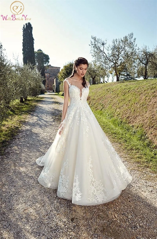 

2019 Country Wedding Dress V Neck Summer Bohemian Lace Appliques Sexy Backless With Buttons Custom Made Elegant Bridal Gown