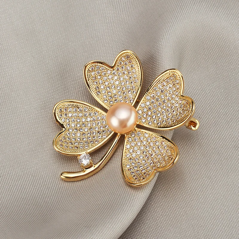 

Fashion Crystal Clover Style Brooches for Women Natural Pearl Brooch Pins Jewelry for Wedding Stone Scarf Accessories
