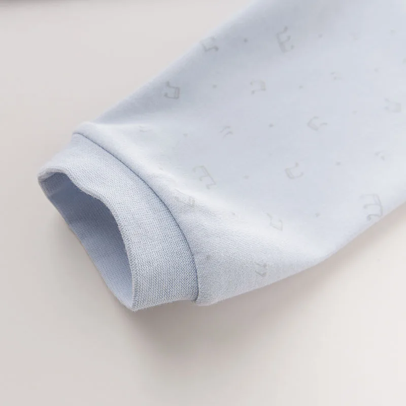 DB6485_0013_6Y3A5722