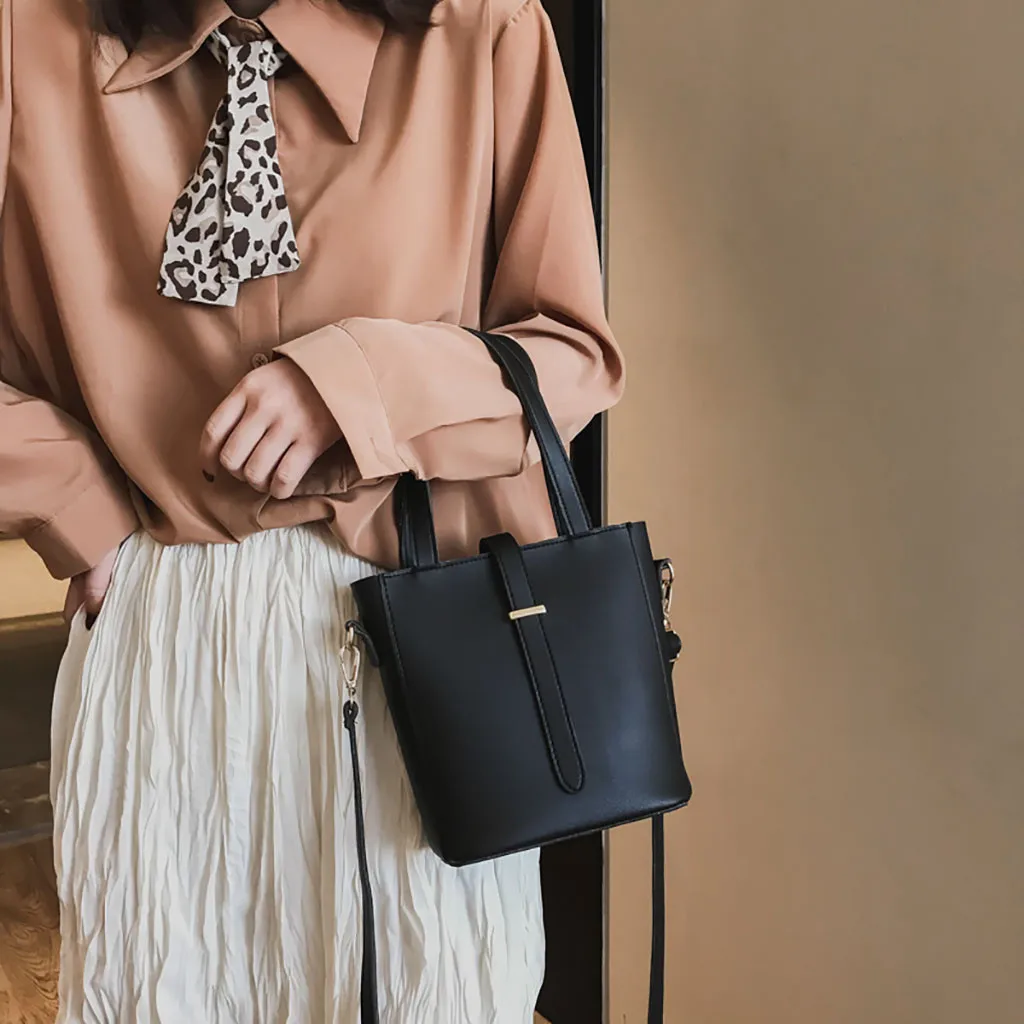 

Women Simple Wild Retro Small Bag Handbag Fresh Shoulder Messenger Bag Women Retro Shoulder Bag Simple Wings Bag #g2