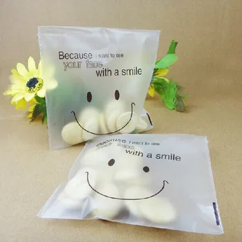 

400pcs/lot Smile Face Self-adhesive Frosted Plastic Bags DIY Cookies Biscuit Packaging Snack Bag For Home Wedding Party Gift Bag