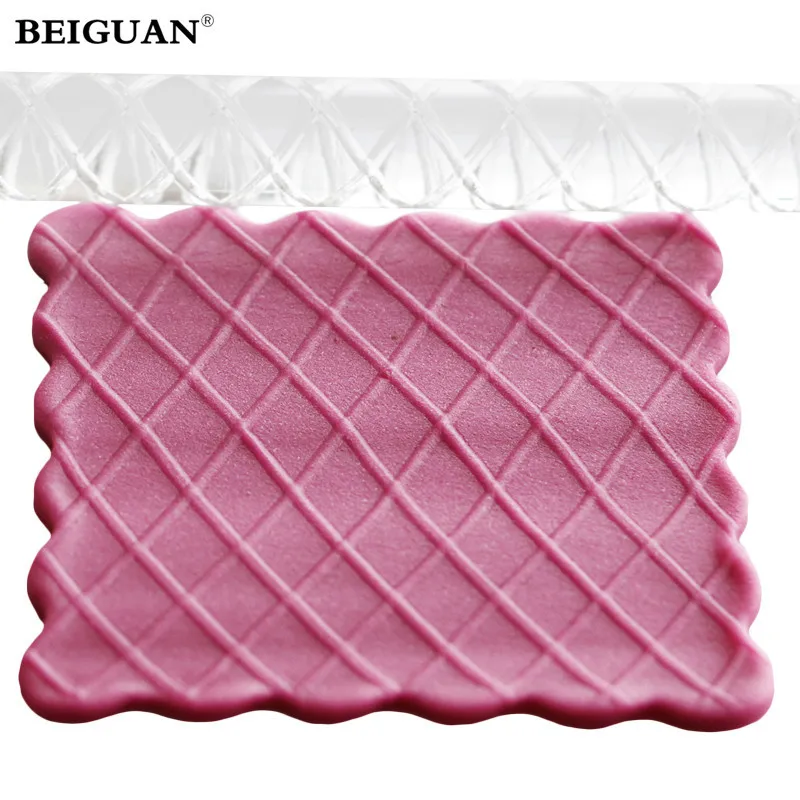 Rolling Pin Fondant Cake Decorating Roller Impression Pattern Roller diamond check Designed Rolling Pin Rolling Pin Fondant Cake Decorating Roller Impression Pattern Roller diamond check Designed Rolling Pin