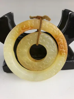 

CHINESE FOLK ART OLD Collection Old Jade Double loop Jade Pelosi Decoration