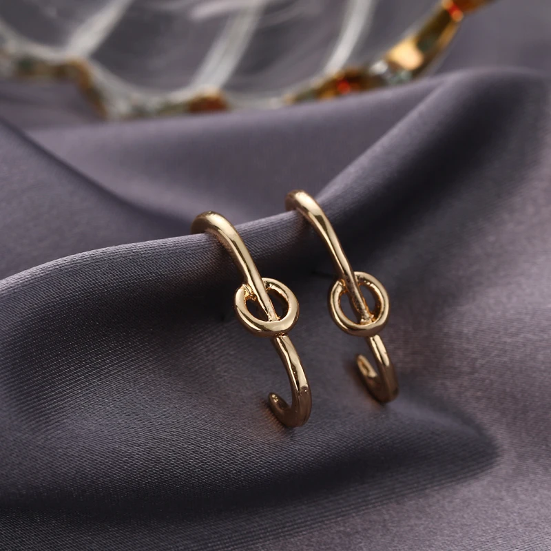 Yhpup Модные Простые Дизайнерские серьги-гвоздики из цинкового сплава, миниатюрные минималистичные высококачественные геометрические золотые серьги для женщин, ювелирное изделие, Новинка